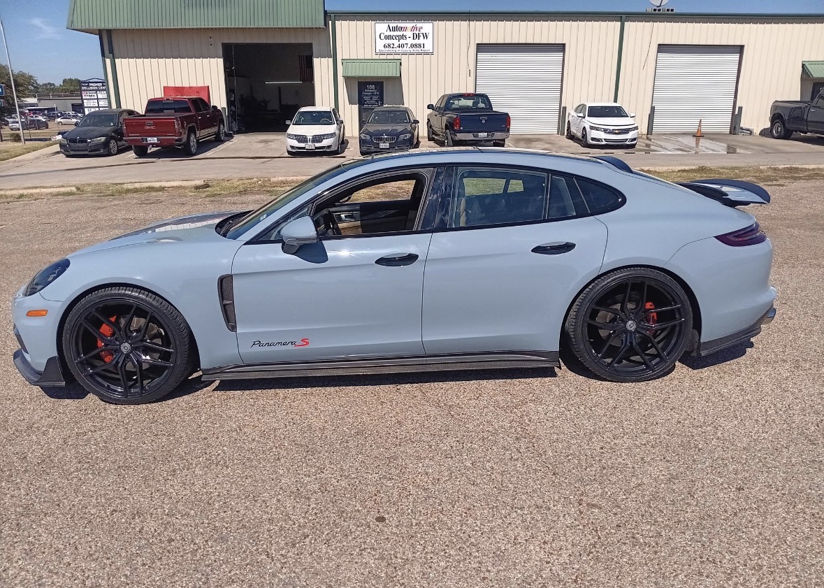 Porsche Panamera · Nardo Grey